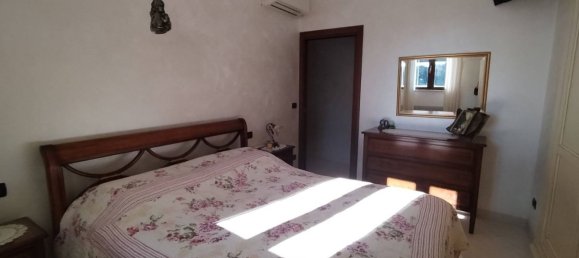 5 bedrooms Apartment in Genoa, Italy No. 327754 21