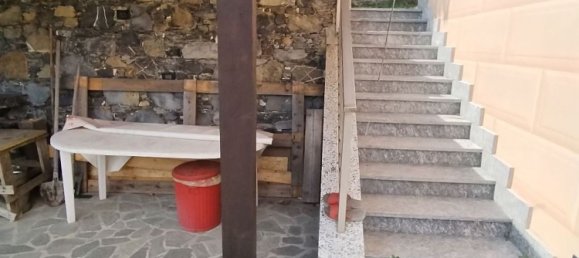 5 bedrooms Apartment in Genoa, Italy No. 327754 8