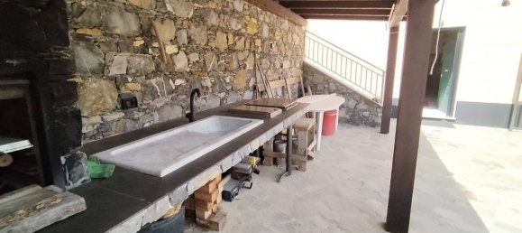 5 bedrooms Apartment in Genoa, Italy No. 327754 5