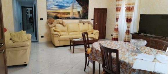 5 bedrooms Apartment in Genoa, Italy No. 327754 18