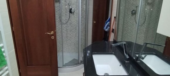 5 bedrooms Apartment in Genoa, Italy No. 327754 41