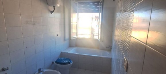 3-salle Appartement à Tivoli, Italy No. 224007 18