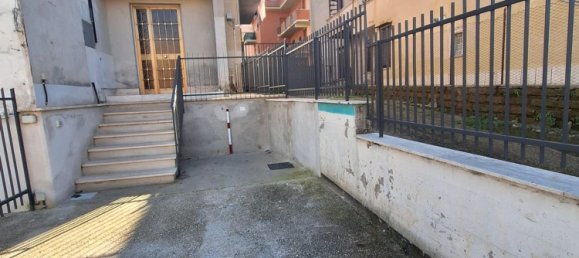 3-salle Appartement à Tivoli, Italy No. 224007 16