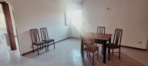 3-salle Appartement à Tivoli, Italy No. 224007 20