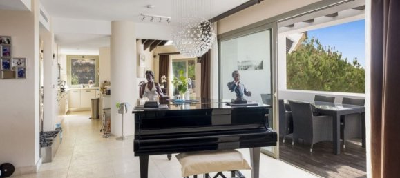 3 Schlafzimmer Penthouse in Malaga, Spain, Nr. 100947 10