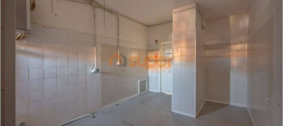 Propiedad comercial de 2 habitaciónes en Valfabbrica, Italy No. 353385 11