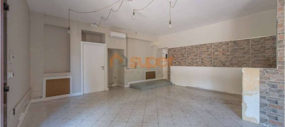 Propiedad comercial de 2 habitaciónes en Valfabbrica, Italy No. 353385 8
