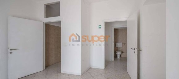 Propiedad comercial de 2 habitaciónes en Valfabbrica, Italy No. 353385 12
