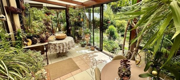  Castillos de 3 dormitorios en Saint-Christophe, France No. 266287 3