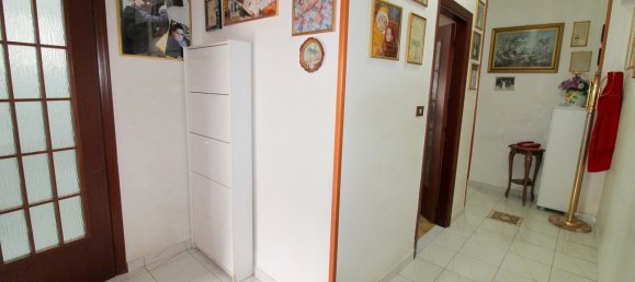 2 rooms Apartment in Naples, Italy No. 353354 12