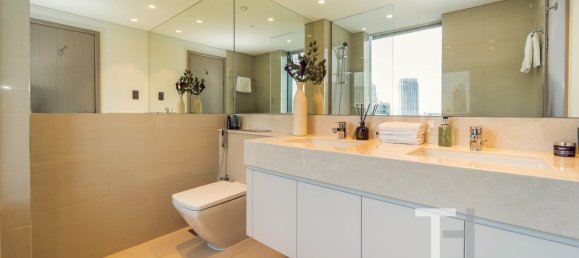 3 bedrooms Apartment in Burj Khalifa, UAE No. 28492 11