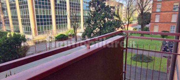 3 bedrooms Apartment in Milan, Italy No. 247708 13