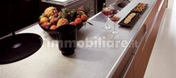 Коммерческая недвижимость с 2 комнатами в Падуя, Италия № 175532 8