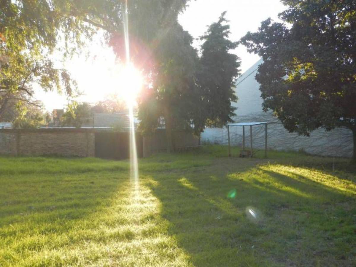 Terrain à San Isidro, Argentina No. 42118