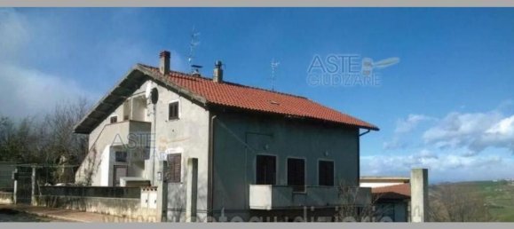 Villa de 2 dormitorios en Penne, Italy No. 337774 25