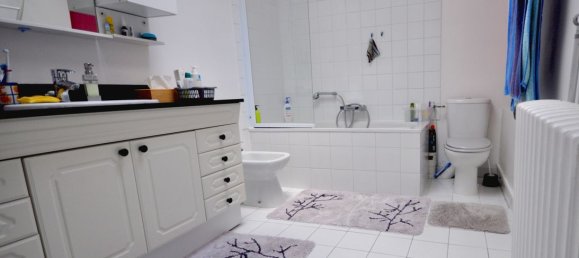 5 Schlafzimmer Haus in Suresnes, France, Nr. 183632 8