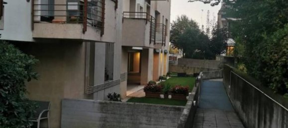 3 rooms Apartment in Cremona, Italy No. 26732 27