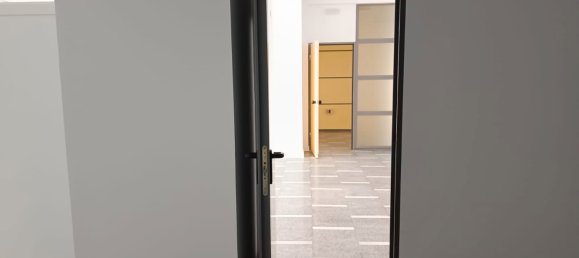 Gewerbliche Immobilie in Merida, Spain 230m², Nr. 168969 8