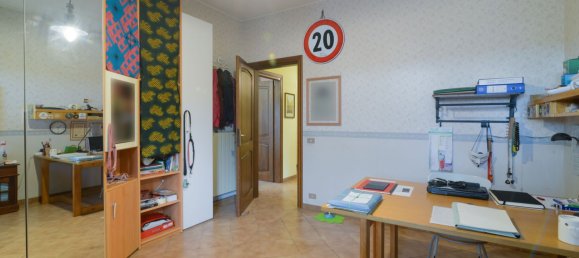 4 rooms Apartment in Rome, Italy No. 8865 20