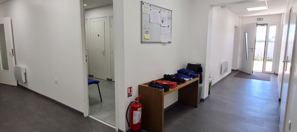 Imóvel comercial em Romans-sur-Isere, France 835 m² N.º 196176 7