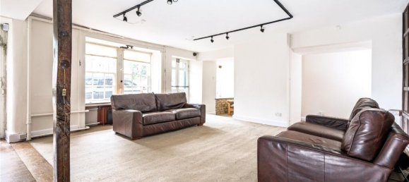 2 bedrooms Townhouse in Cheltenham, United Kingdom No. 1756 2