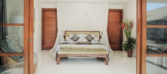 5 bedrooms Villa in Seminyak, Indonesia No. 2914 8