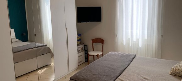 Apartamento de 5 dormitorios en Tortona, Italy No. 365447 11