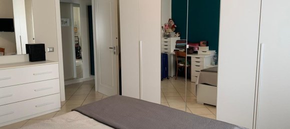 Apartamento de 5 dormitorios en Tortona, Italy No. 365447 8