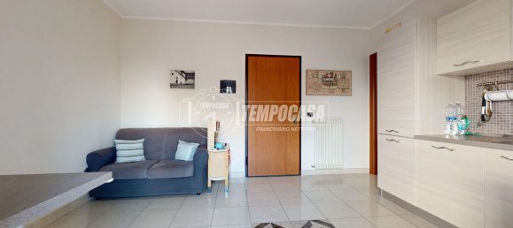 2-Zimmer Wohnung in Casamassima, Italy, Nr. 219101 4