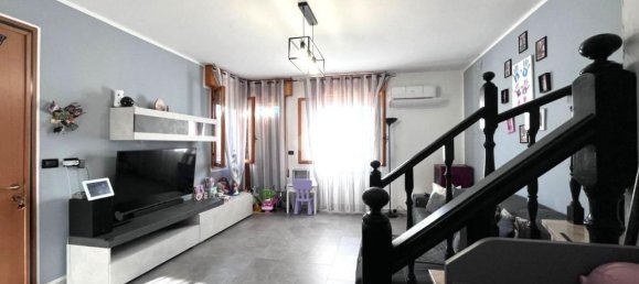 4 bedrooms House in Malalbergo, Italy No. 362545 2