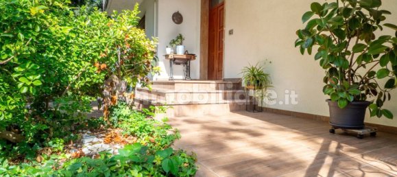 2 bedrooms Apartment in Ferrara, Italy No. 326931 2