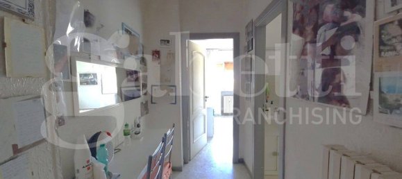 2 bedrooms Apartment in Bari, Italy No. 267344 11