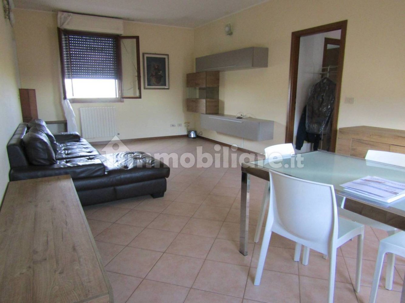 Квартира с 3 спальнями в Терре дель Рено, Италия № 135780