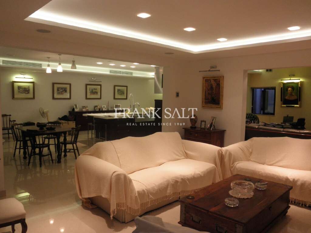 3 غرف نوم بانتهاوس في Swieqi, Malta رقم 2591