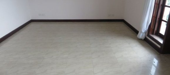 5 bedrooms Villa in Tay Ho, Vietnam No. 4108 7