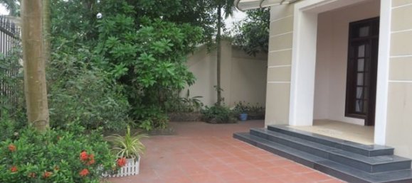5 bedrooms Villa in Tay Ho, Vietnam No. 4108 3