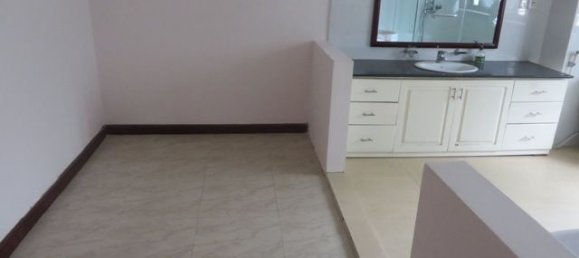 5 bedrooms Villa in Tay Ho, Vietnam No. 4108 20