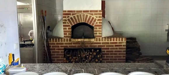 Gewerbliche Immobilie in Tours, France 300m², Nr. 93009 7