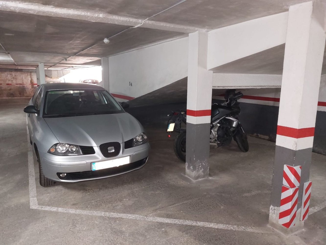 Estacionamento em Horta-Guinardo, Spain 15 m² N.º 160589
