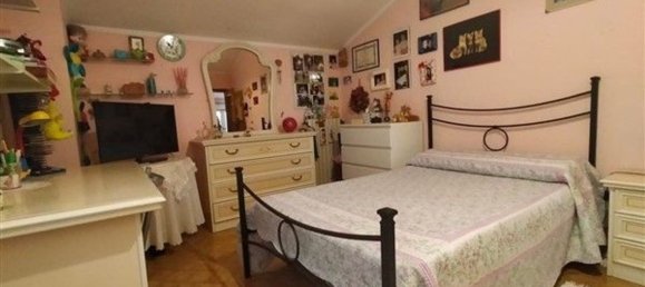 Apartamento de 8 habitaciónes en Sassari, Italy No. 49147 33