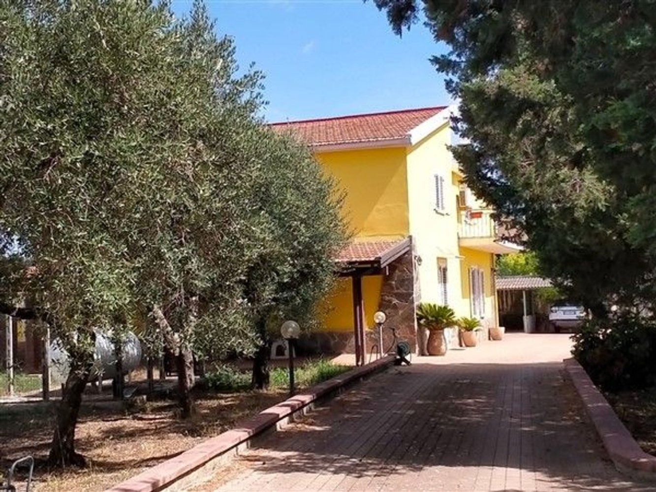 Apartamento de 8 habitaciónes en Sassari, Italy No. 49147