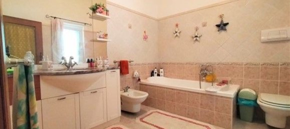 Apartamento de 8 habitaciónes en Sassari, Italy No. 49147 26