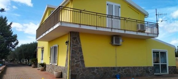 Apartamento de 8 habitaciónes en Sassari, Italy No. 49147 6