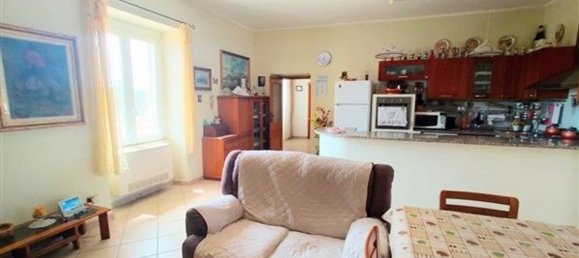 Apartamento de 8 habitaciónes en Sassari, Italy No. 49147 17