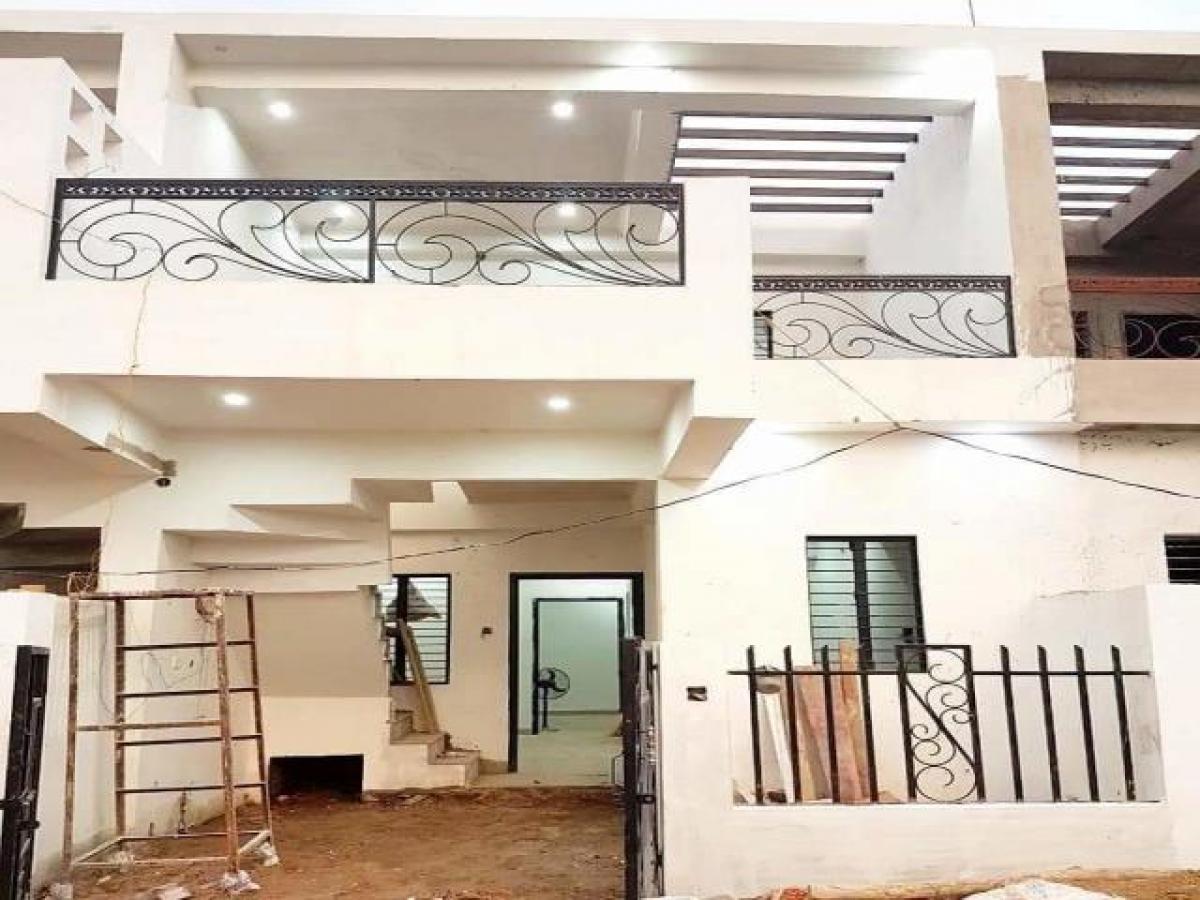 2 غرف نوم منزل في Lucknow, India رقم 11354