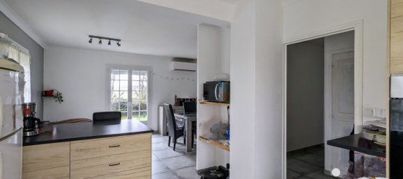 Casa de 3 dormitorios en Pontlevoy, France No. 74648 3