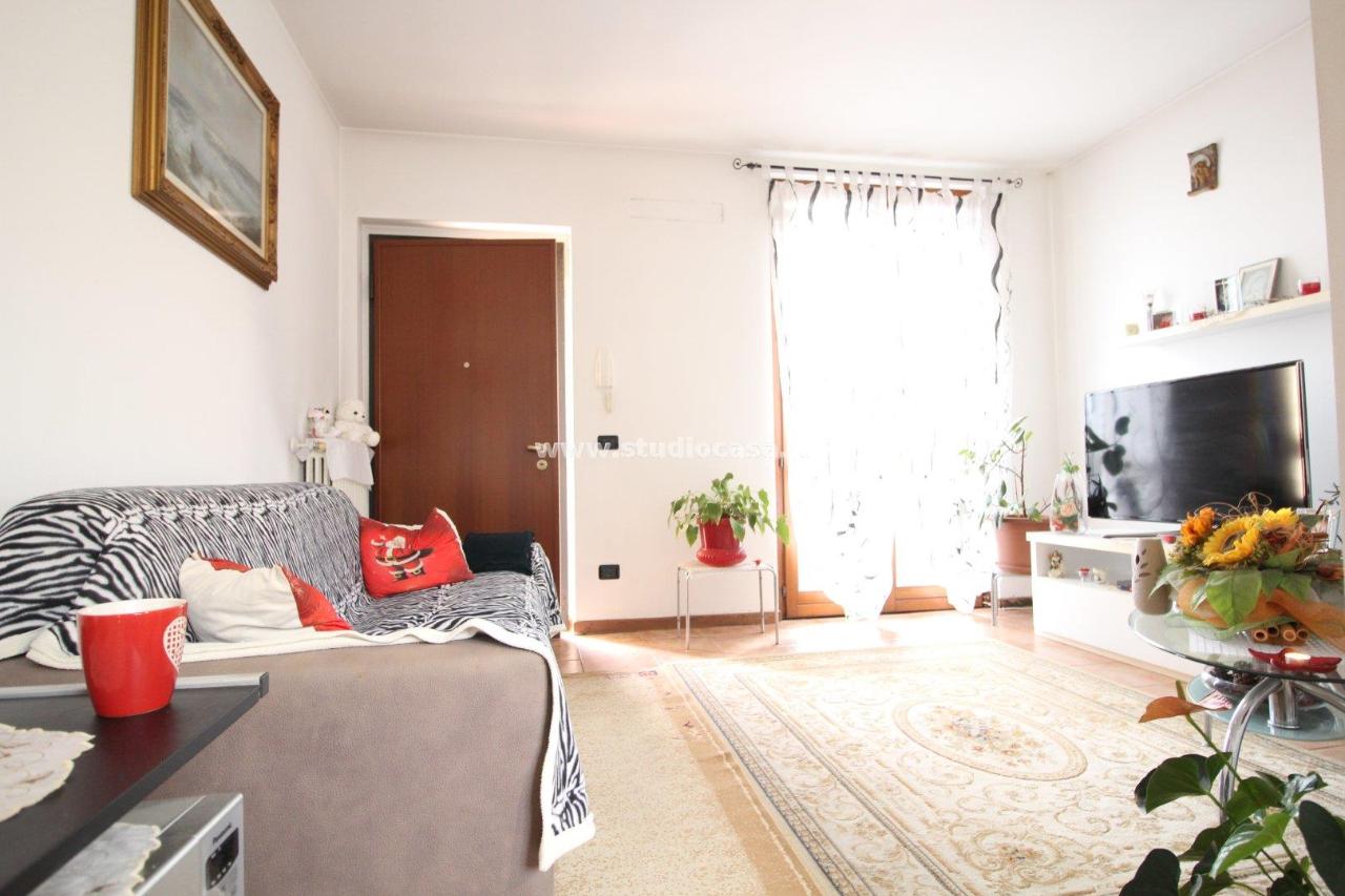 Apartamento de 2 habitaciónes en Marudo, Italy No. 30539