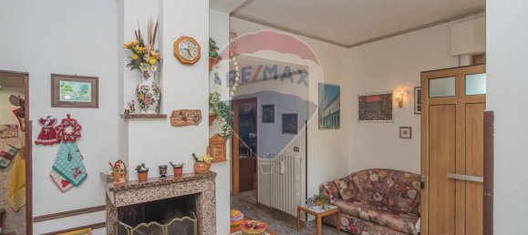 4 Schlafzimmer Haus in Città Sant'Angelo, Italy, Nr. 352660 15