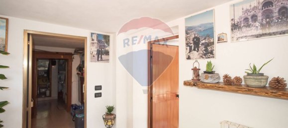 4 Schlafzimmer Haus in Città Sant'Angelo, Italy, Nr. 352660 29