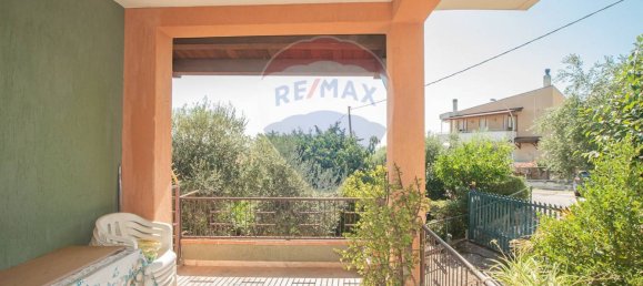 4 Schlafzimmer Haus in Città Sant'Angelo, Italy, Nr. 352660 19